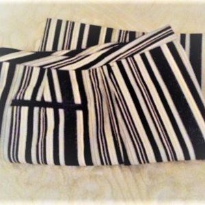 NWOT IZOD striped walking shorts - size 12